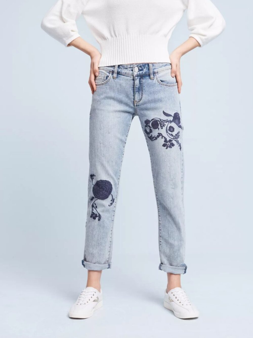 Pilcro Anthropologie Hyphen Floral Embroidered Mid-Rise Slim Boyfriend Jeans